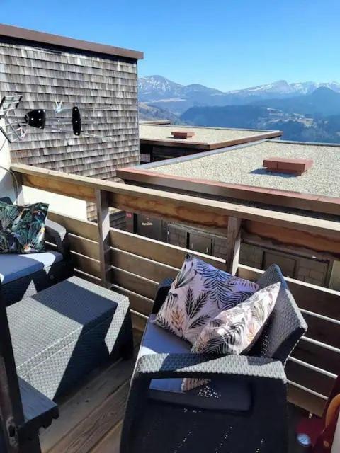 Appartement Duplex Avec Vue Sur Le Sancy Et Garage Couvert Murat-le-Quaire Buitenkant foto