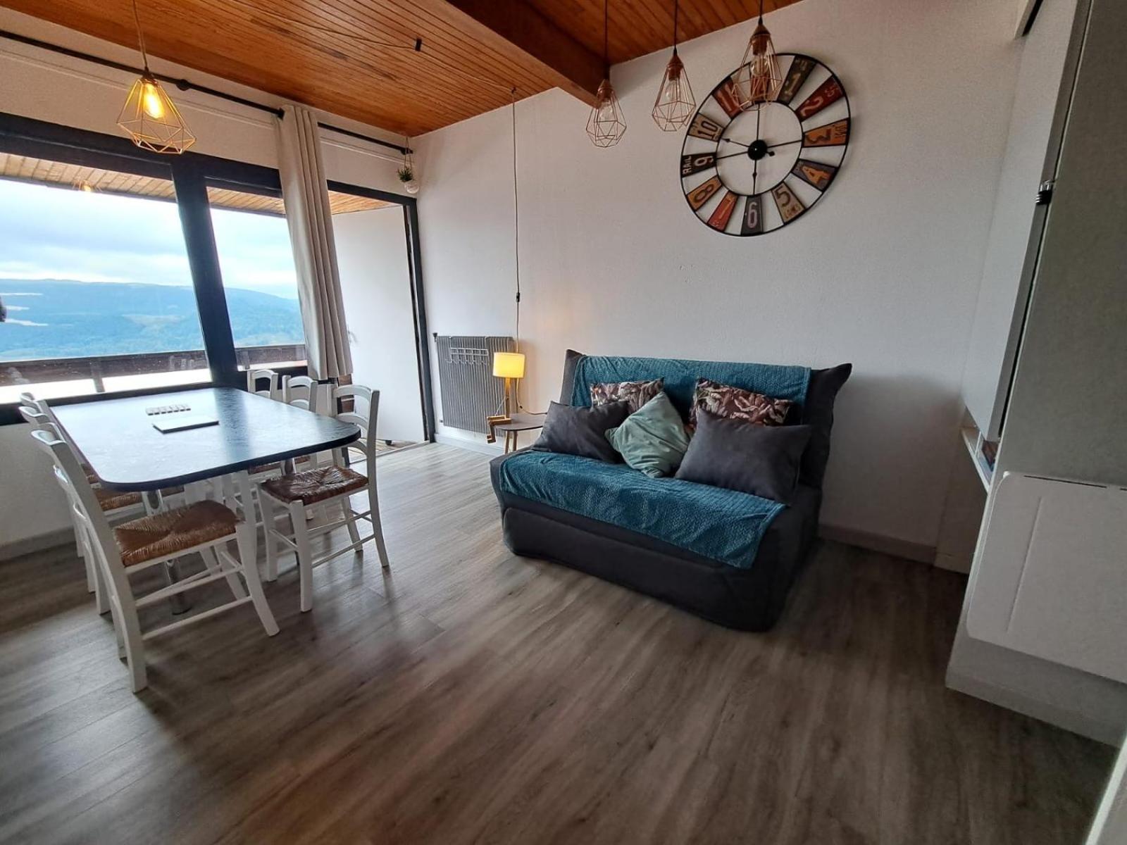 Appartement Duplex Avec Vue Sur Le Sancy Et Garage Couvert Murat-le-Quaire Buitenkant foto